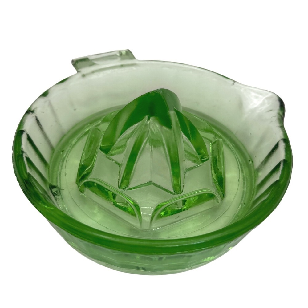Vintage Uranium‎ Glass Citrus Juicer Reamer AS-IS Chip Bottom UV Glow - Picture 5 of 12